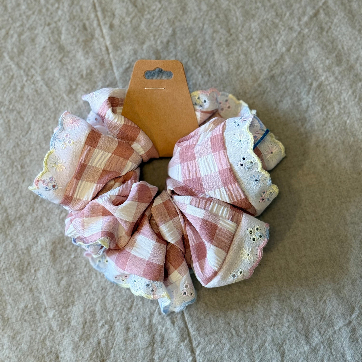 Frill Scrunchie